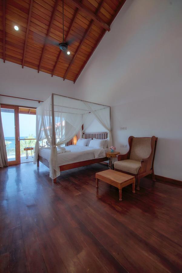 Cardamon Hotel Нилавели Экстерьер фото